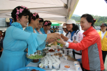 새터민들의 북한 음식 나눔 행사의 대표 이미지